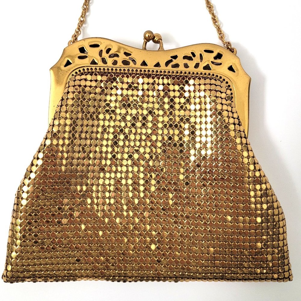 Whiting & Davis Gold Mesh Evening Purse USA Made Vintage 50'-60's Ball Closure